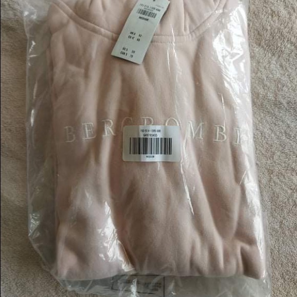 Abercrombie and Fitch Hoodie size Medium NWT - Picture 8 of 9